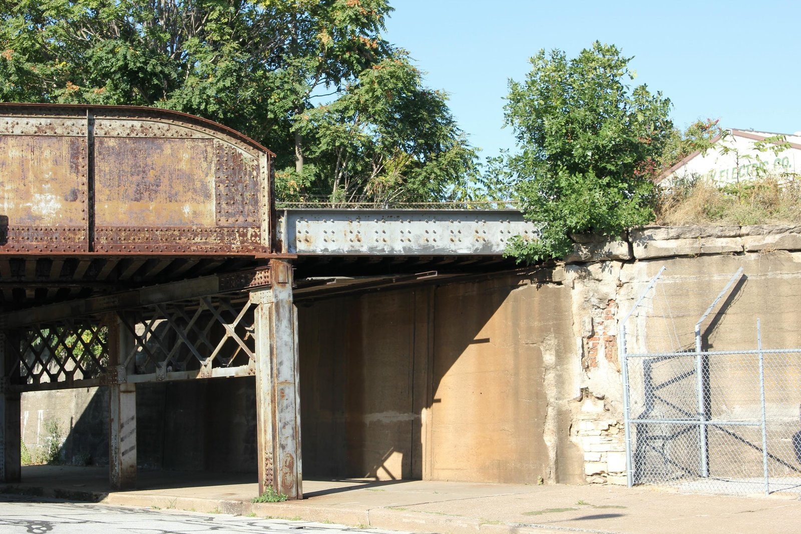 East span